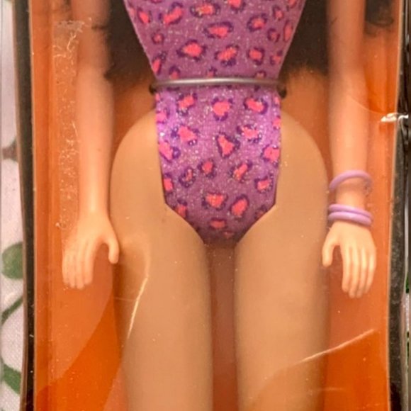 Vintage 1998 Mattel Teresa Friend Of Barbie Florida Vacation Doll #20537. - Picture 2 of 3